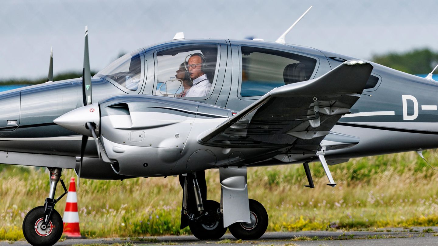 Friedrich Merz im Privatflugzeug auf dem Weg nach Sylt. Abgehoben?