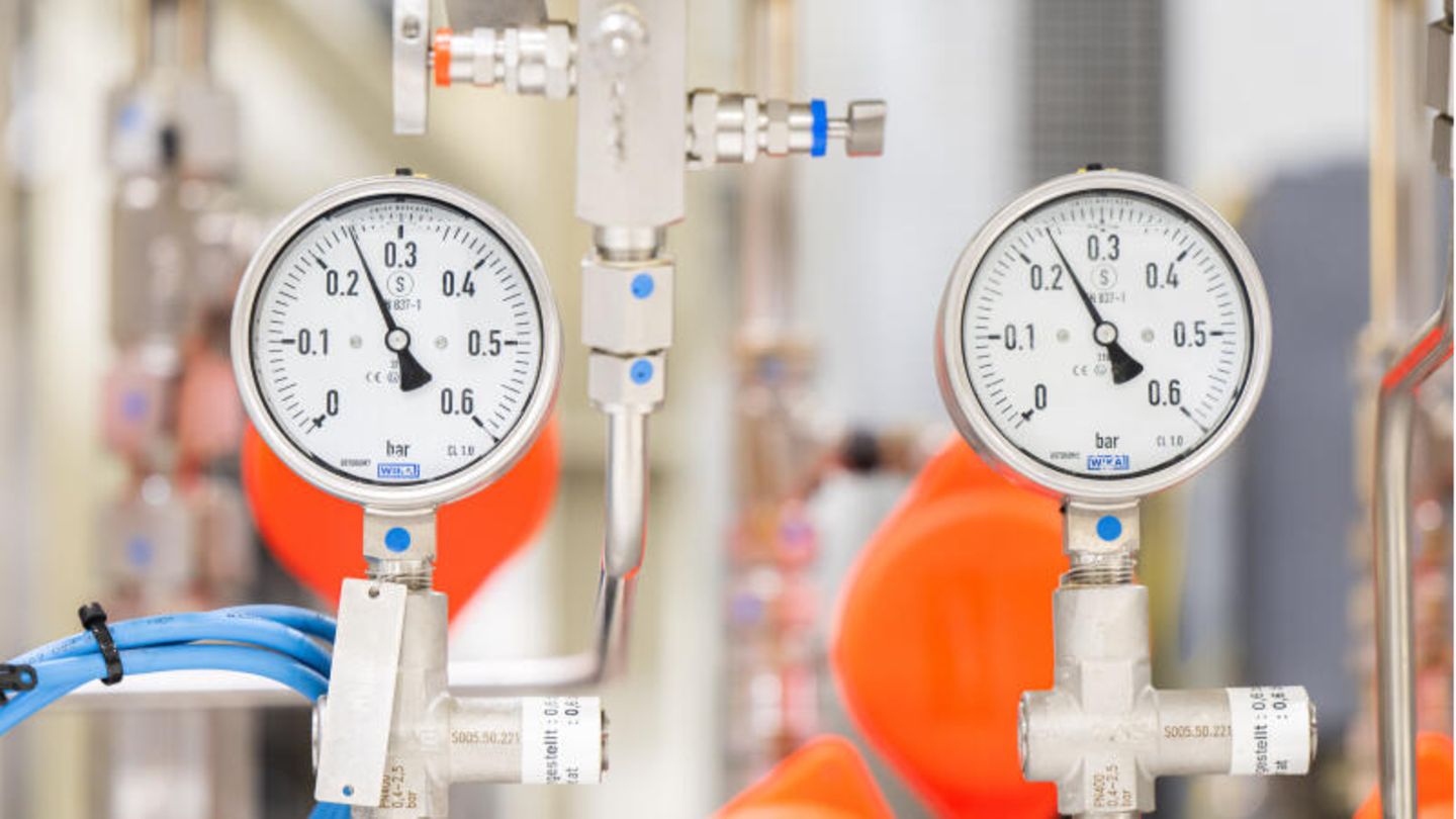 Gasnotstand: Gaszähler in einem Gasspeicher
