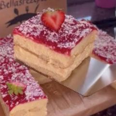 Spaghettieis gegen Hitze: So wird der Sommerklassiker zum Kuchen-Hit