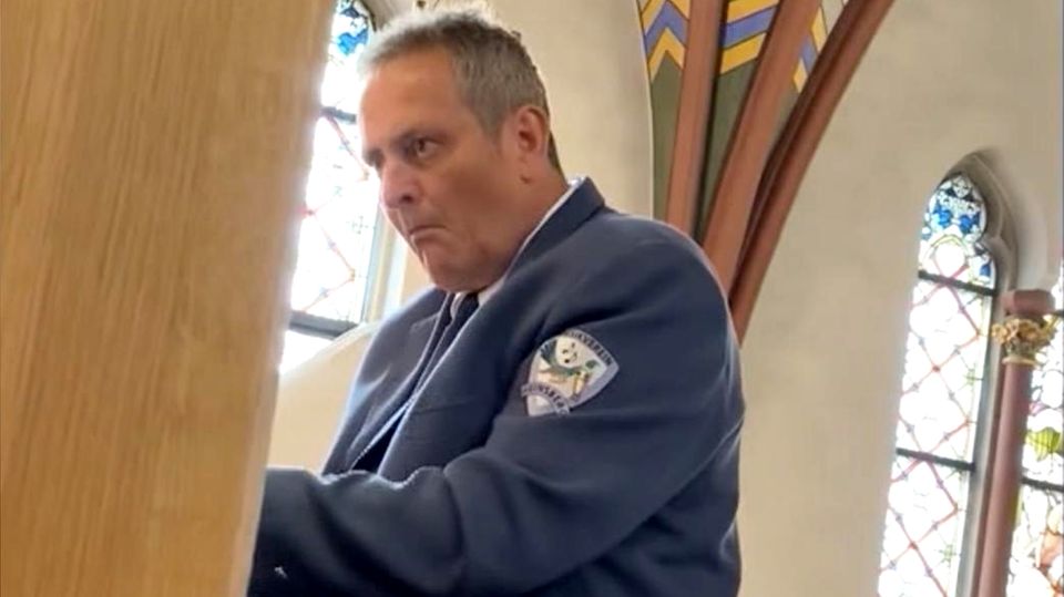 Organist spielt Ballermann-Hit "Layla" in Kirche – und begeistert Besucher