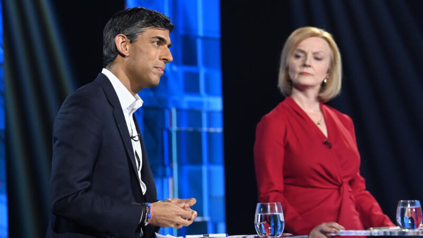 Johnson successor: Rishi Sunak as favorite in runoff against combative Liz Truss