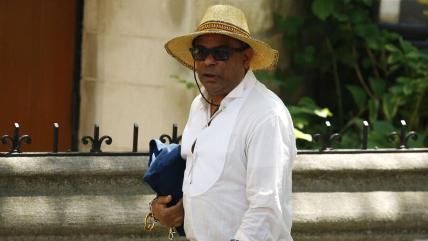 George Wayne auf Ivana Trumps Beerdigung