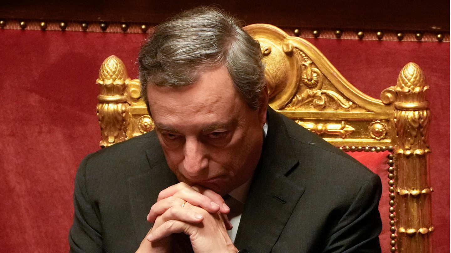Italy’s head of state accepts the resignation of Prime Minister Draghi