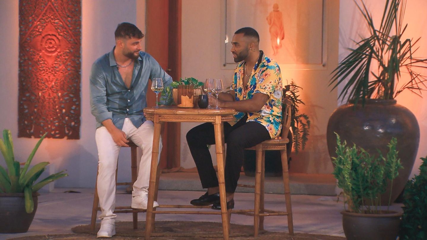 "Bachelorette"