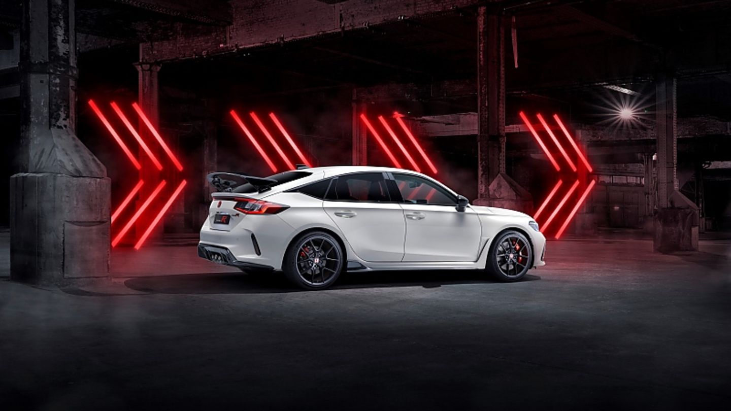 New: Honda Civic Type R: Japanese firebrand New: Honda Civic Type R: Japanese firebrand