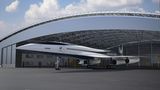Mit der "Overture" will Boom Supersonic durchstarten. Hier steht das Modell im Hangar.