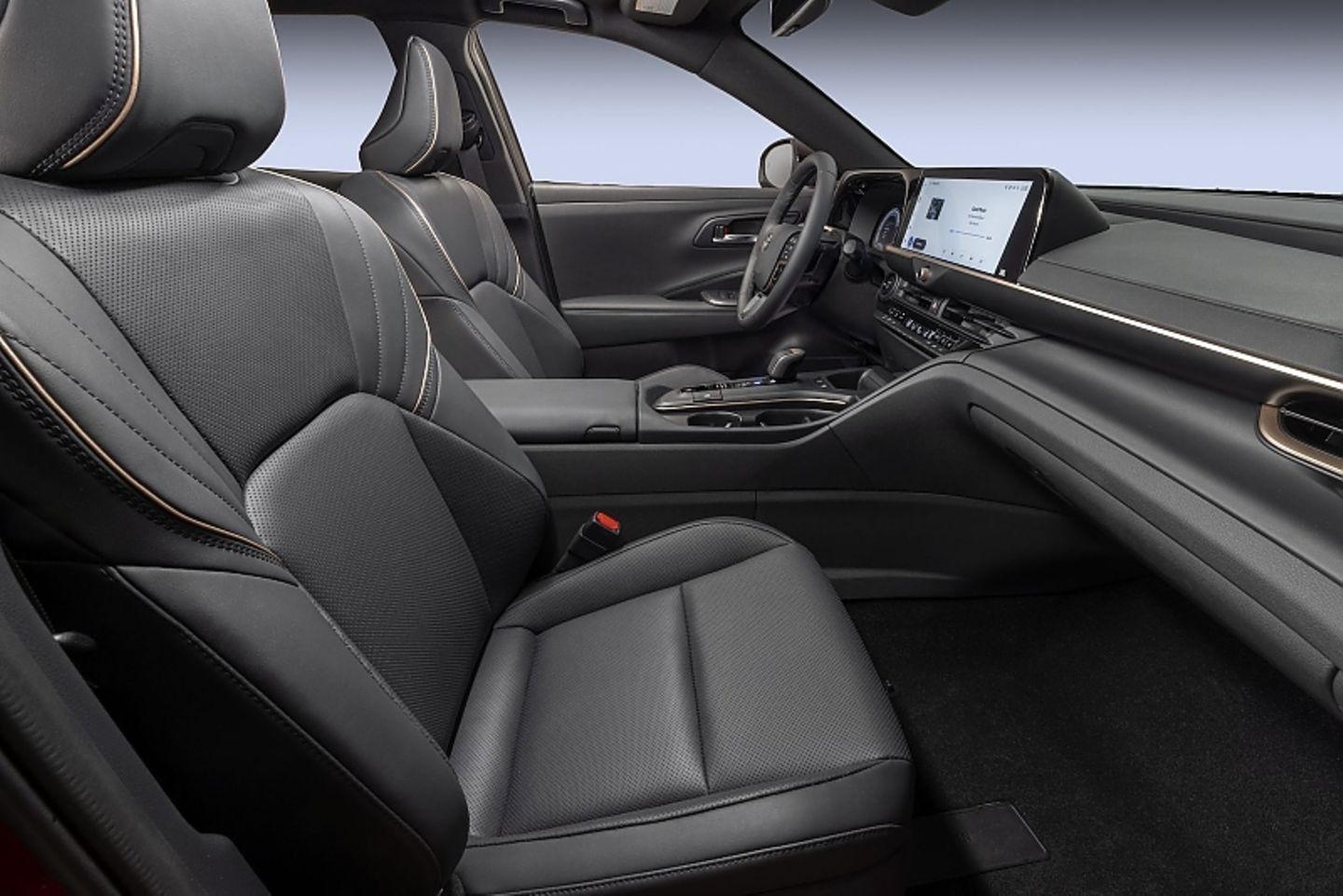 Toyota Crown Hybrid 2023