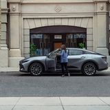 Toyota Crown Hybrid 2023