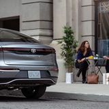 Toyota Crown Hybrid 2023