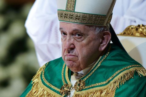 Vatikan, Vatikanstadt: Papst Franziskus nimmt an einer Messe im Petersdom teil