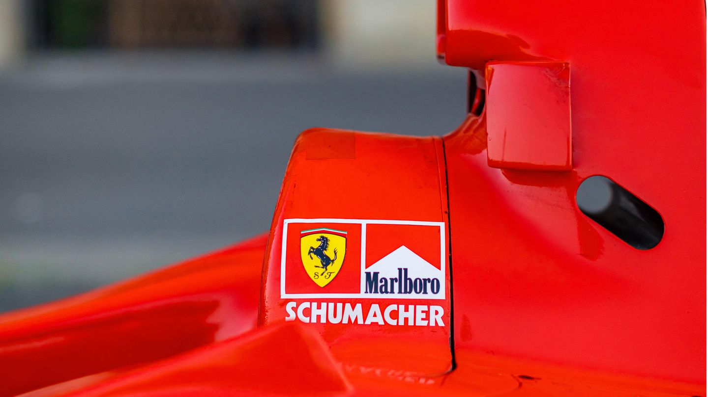 Ferrari F300 Namensplakette