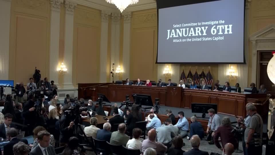 Video: "Trump hat es nicht einfach nur versäumt zu handeln" - Anhörung zur Erstürmung des US-Kapitols Video: "Trump hat es nicht einfach nur versäumt zu handeln" - Anhörung zur Erstürmung des US-Kapitols