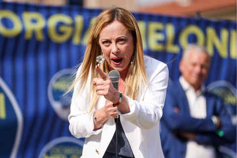 Giorgia Meloni bei einer Wahlkampfveranstaltung