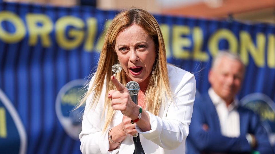 Giorgia Meloni bei einer Wahlkampfveranstaltung