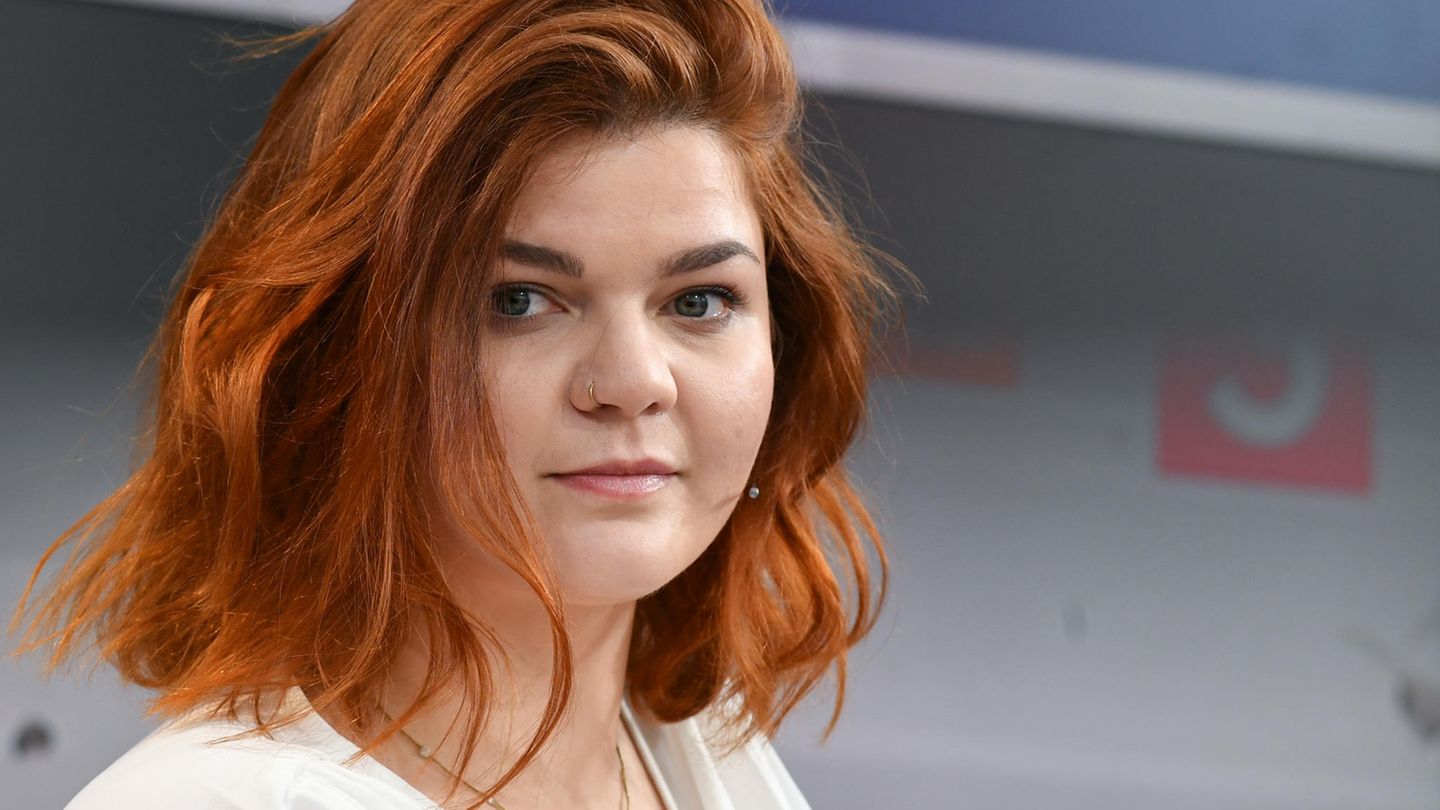 Sophie Passmann im Jahr 2019 auf der Buchmesse in Leipzig
