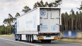 Mit den Aerodynamik-Flaps spart der ZF eTrailer bis zu 7,3 Liter 
pro 100 km Treibstoff ein