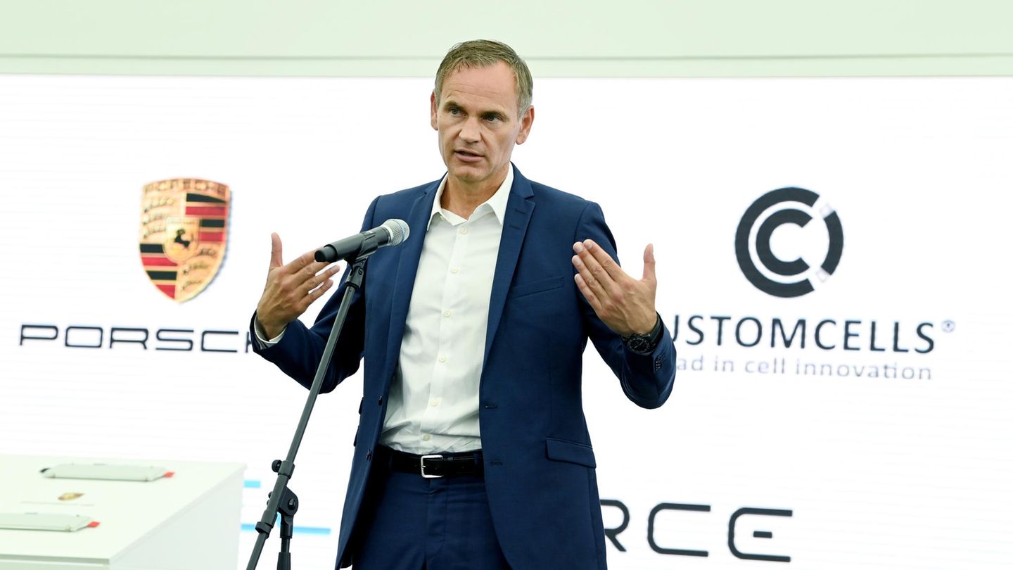 Oliver Blume, Vorstandsvorsitzender der Porsche AG spricht bei einer Veranstaltung