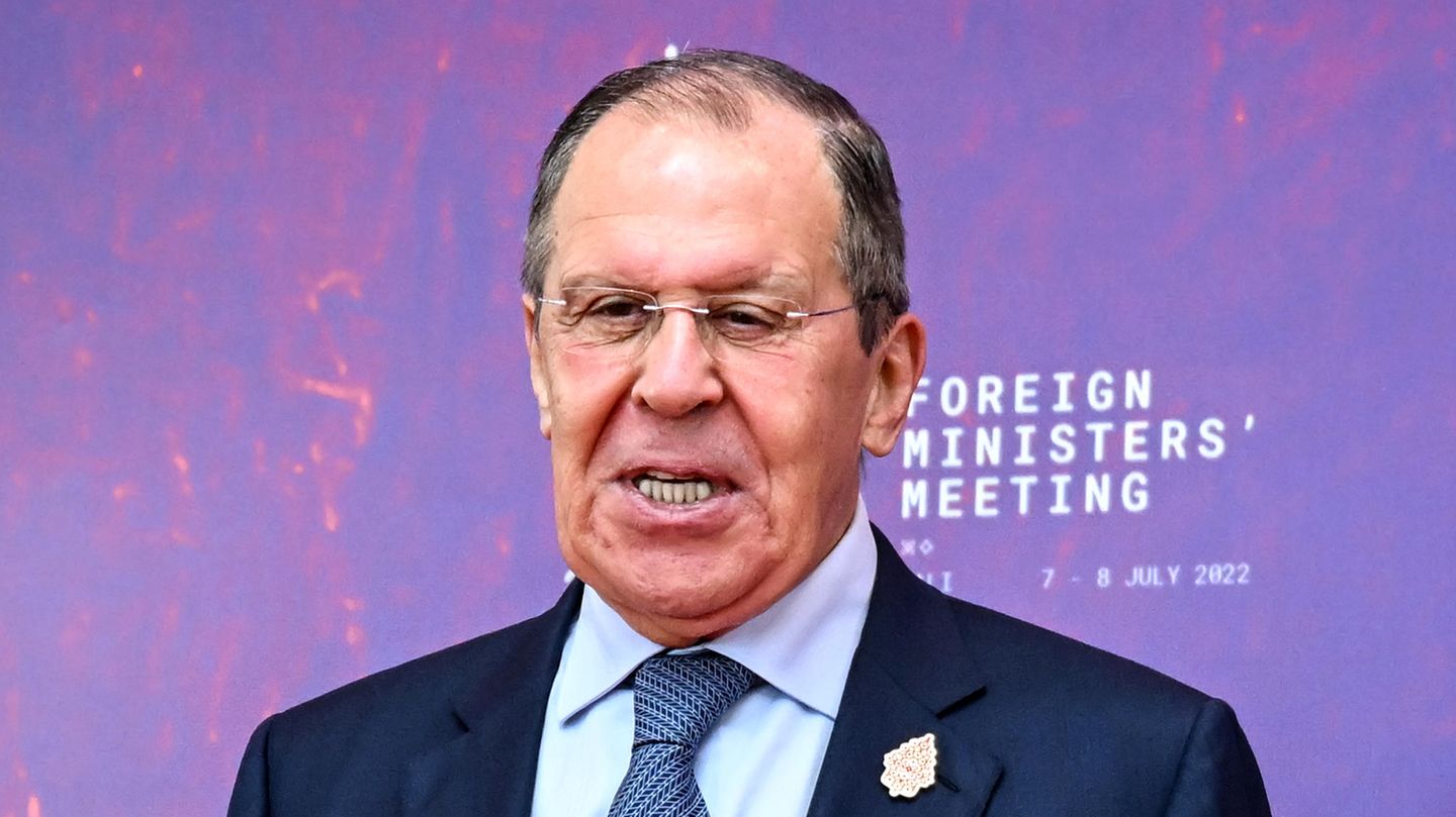 Der russische Außenminister Sergej Lawrow hat noch im April gesagt, Moskau wolle die Regierung der Ukraine nicht stürzen
