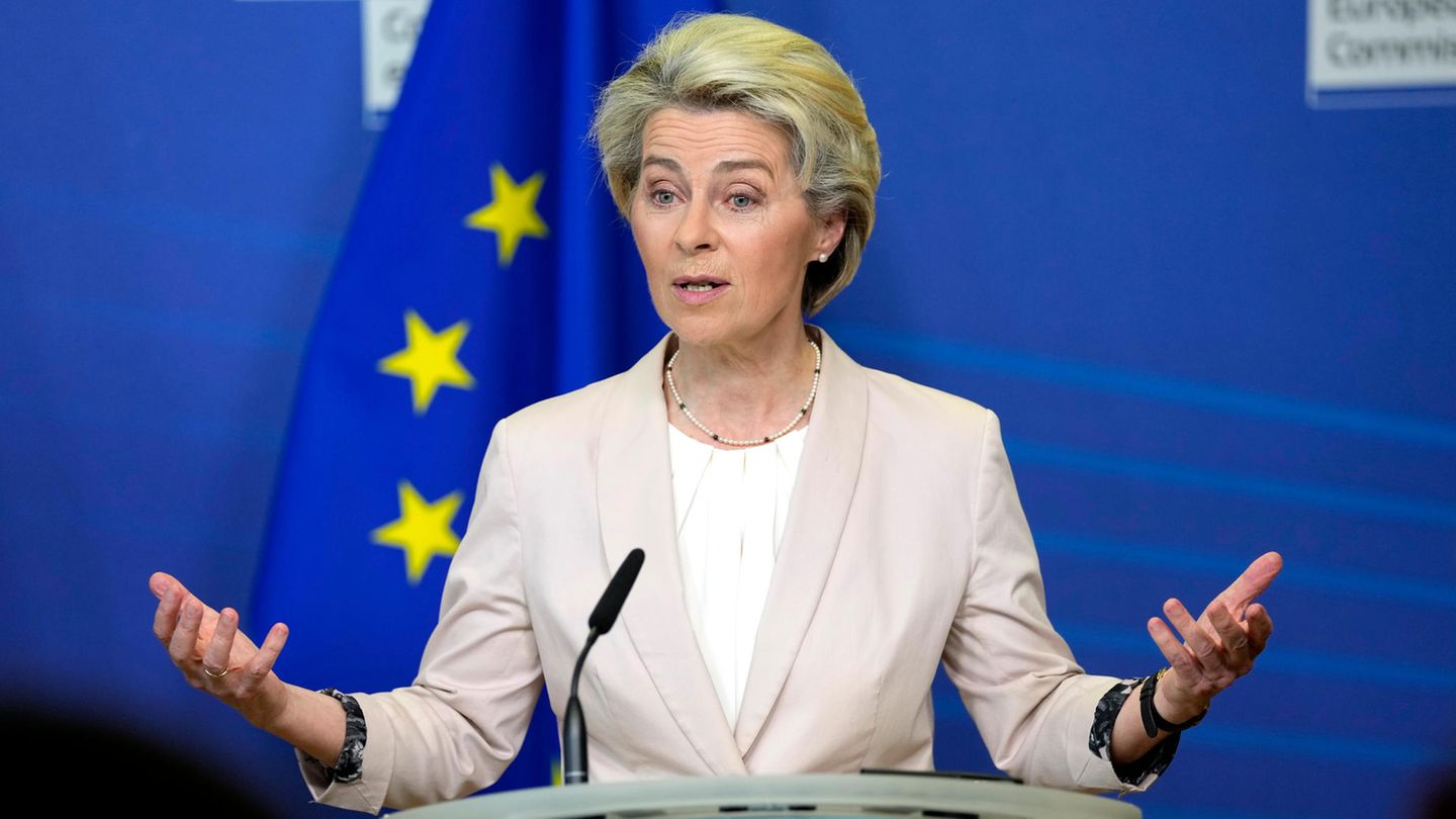 Ursula von der Leyen bei einer Pressekonferenz in Brüssel