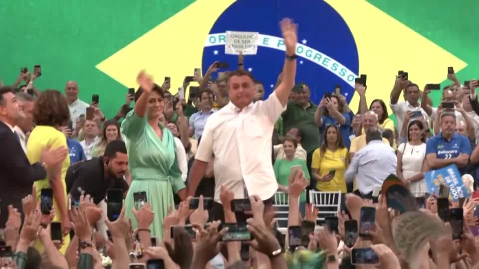Video: Bolsonaro tritt bei Präsidentenwahl in Brasilien erneut an Video: Bolsonaro tritt bei Präsidentenwahl in Brasilien erneut an