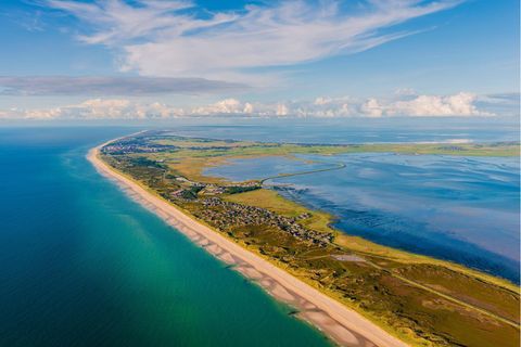 Sylt aus der Luft: Normale Arbeitnehmer können sich die Insel kaum leisten.