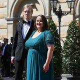 Die Bundesvorsitzende der Grünen, Ricarda Lang, kam in Begleitung ihres Lebensgefährten Florian Wilsch. Angesichts der angespannten politischen Lage waren kaum Mitglieder der aktuellen Bundesregierung nach Bayreuth gereist. Aktuell gibt es für viele dringendere Termine als die Eröffnung einer Festspielsaison.