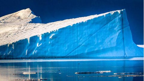 Eisberge treiben in der Baffin Bay in der Nähe von Pituffik, Grönland,