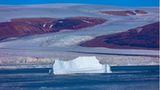 Eisberge treiben in der Baffin Bay in der Nähe von Pituffik