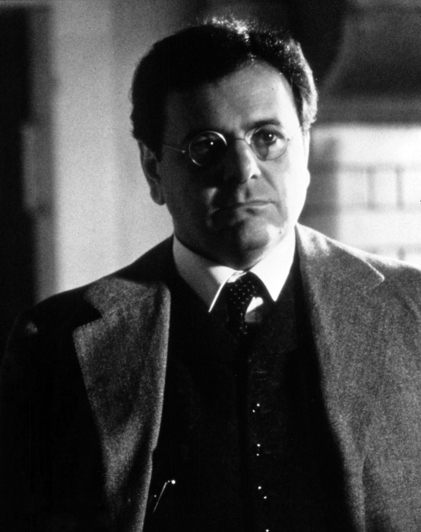 1981 machte Paul Sorvino mit seiner Rolle in Warren Beattys Politdrama "Reds" von sich reden, das die Geschichte der kommunistischen Bewegung in den USA erzählt und mehrere Oscars gewann. Sorvino spielte an der Seite von Beatty, Diane Keaton und Jack Nicholson. 