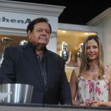 Paul Sorvino hat aus seiner ersten Ehe mit Lorraine Davis drei Kinder, die allesamt Schauspieler geworden sind: Mira (Foto), Amanda und Michael Sorvino.