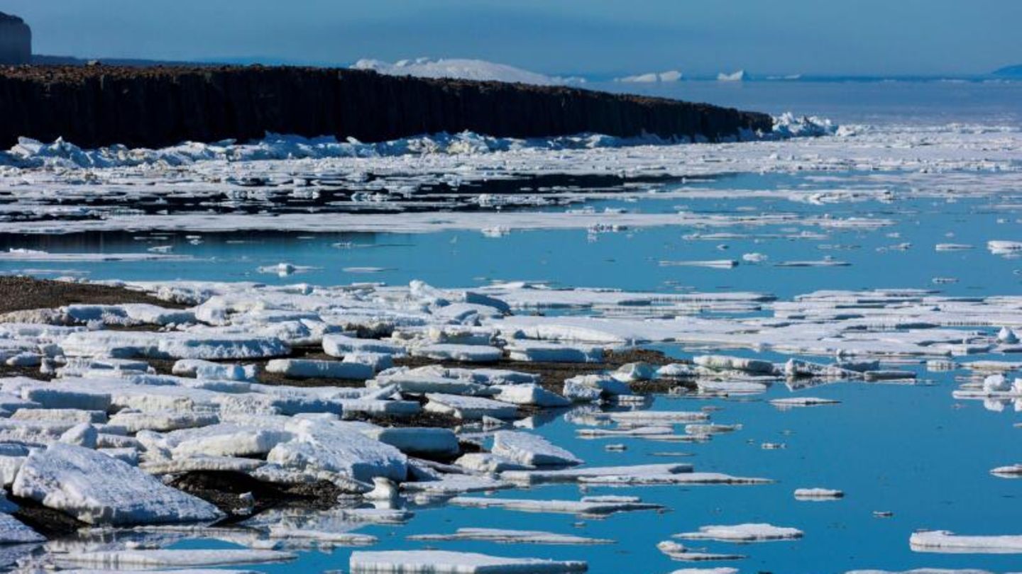 Eisberge in der Baffin Bay im Arktischen Ozean
