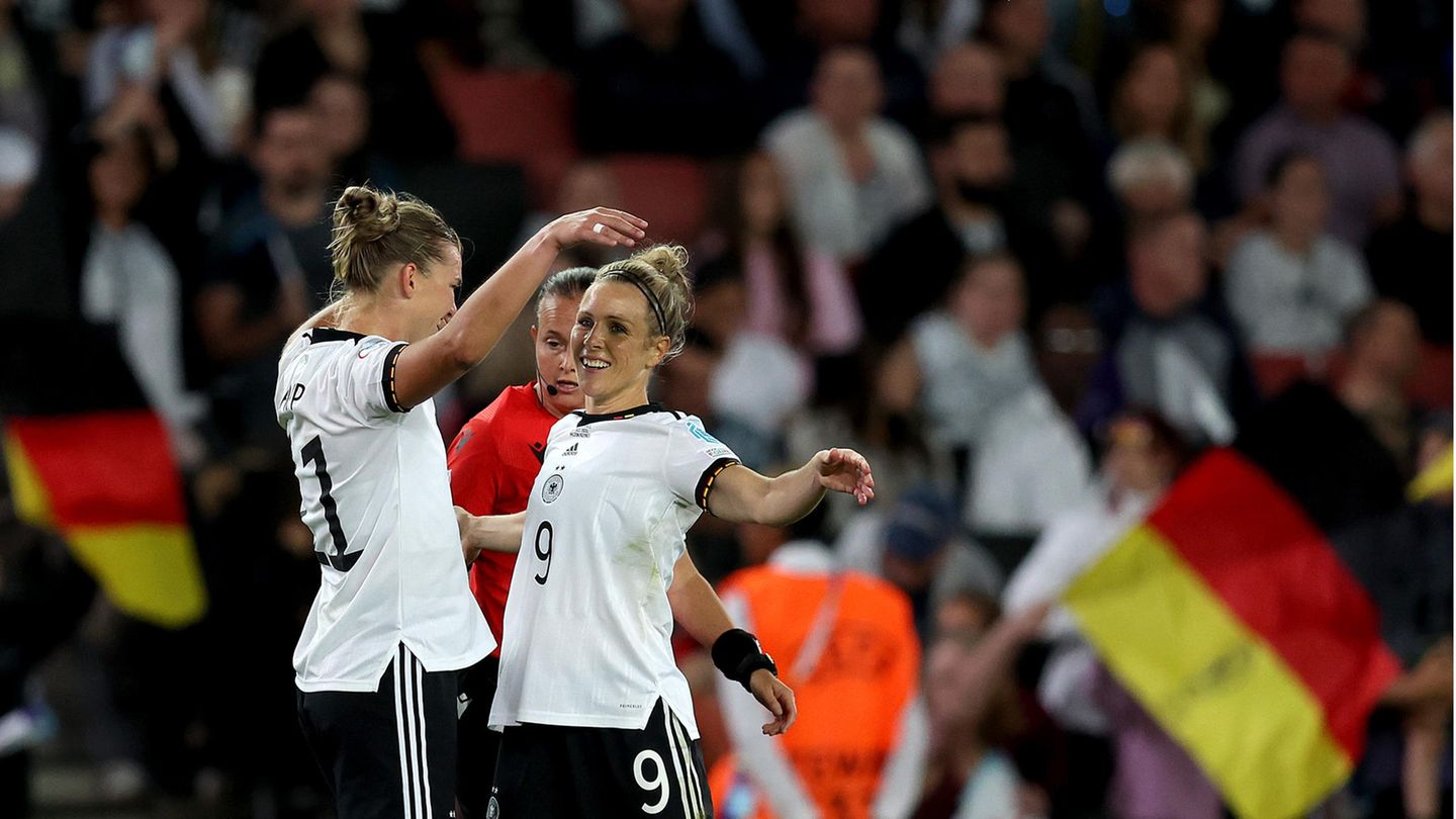 Frauen-Fussball EM: DFB-Team feiert