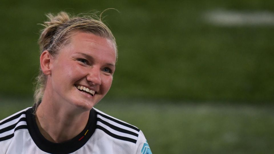 DFB-Kapitänin Alexandra Popp fehlt im Finale
