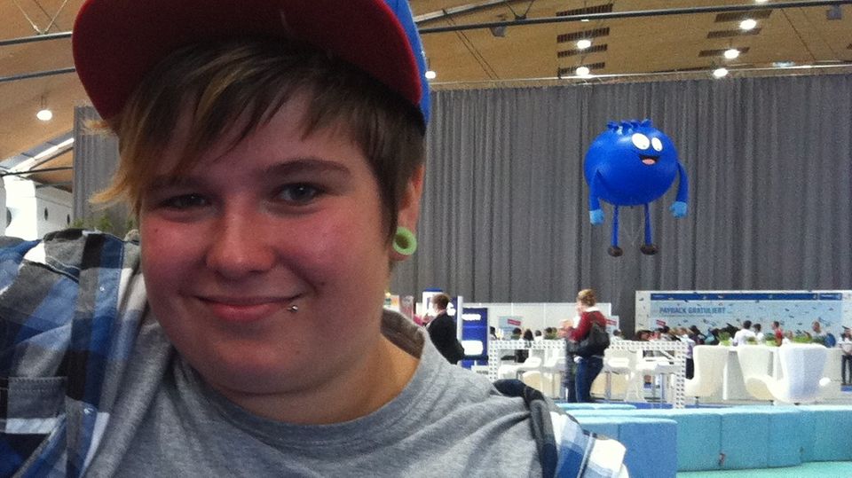 Transgender-Mann Sebastian als 20-jährige Gina