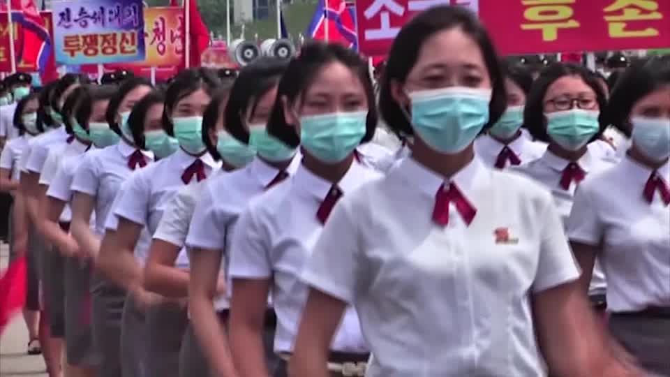 Video: Waffenstillstand vor 69 Jahren: Nordkorea begeht "Sieg im Großen Vaterländischen Befreiungskrieg" Video: Waffenstillstand vor 69 Jahren: Nordkorea begeht "Sieg im Großen Vaterländischen Befreiungskrieg"