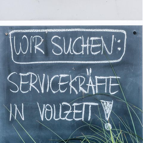 Wir suchen: Servicekräfte in Vollzeit!