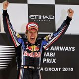 In seinem 62. Rennen, das Herzschlag-Finale von Abu Dhabi, sichert sich Vettel erstmals die WM-Führung und somit auch seinen ersten Formel-1-Titel