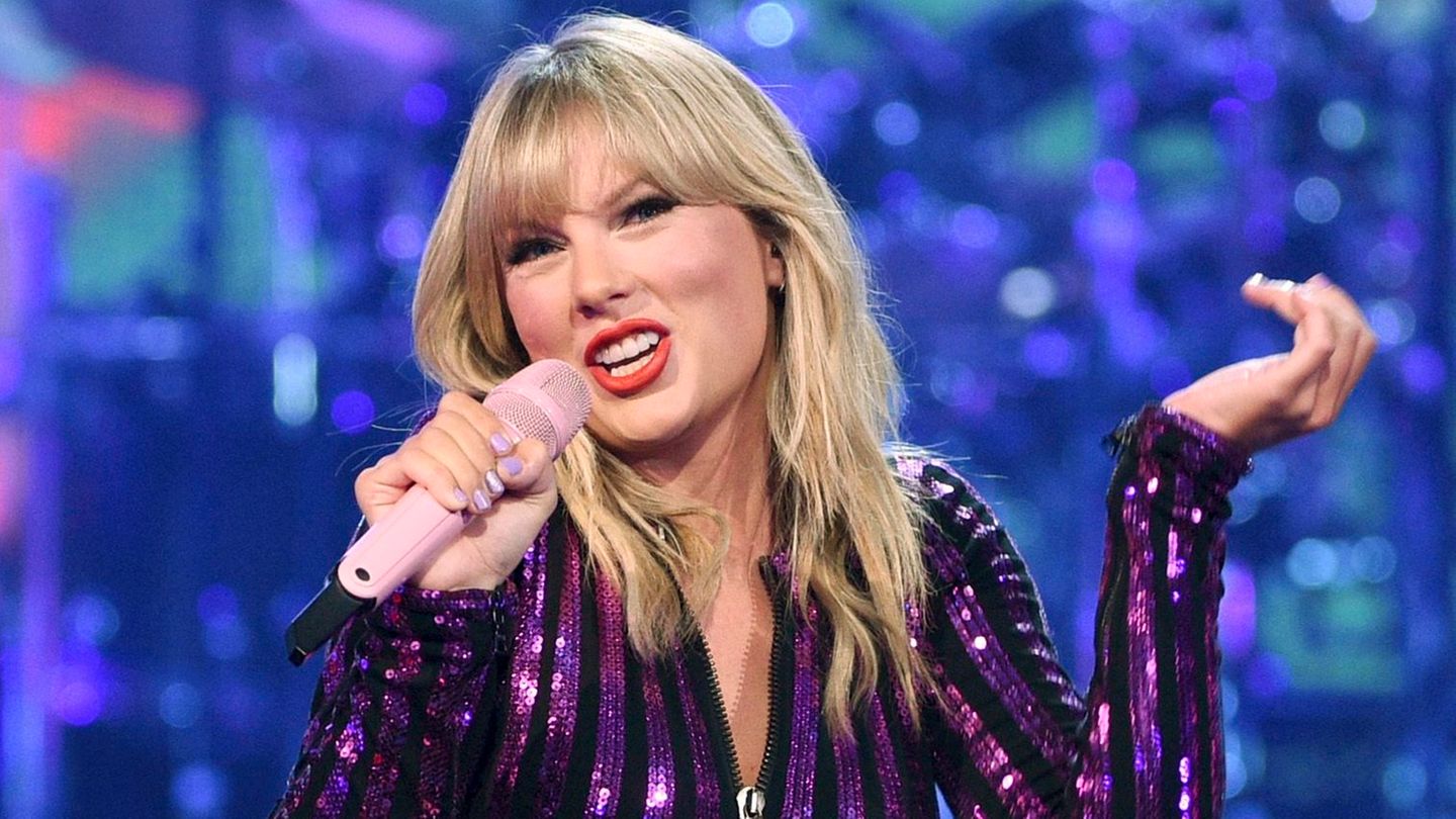 Taylor Swift, Floyd Mayweather, Kim Kardashian: On a private jet without end