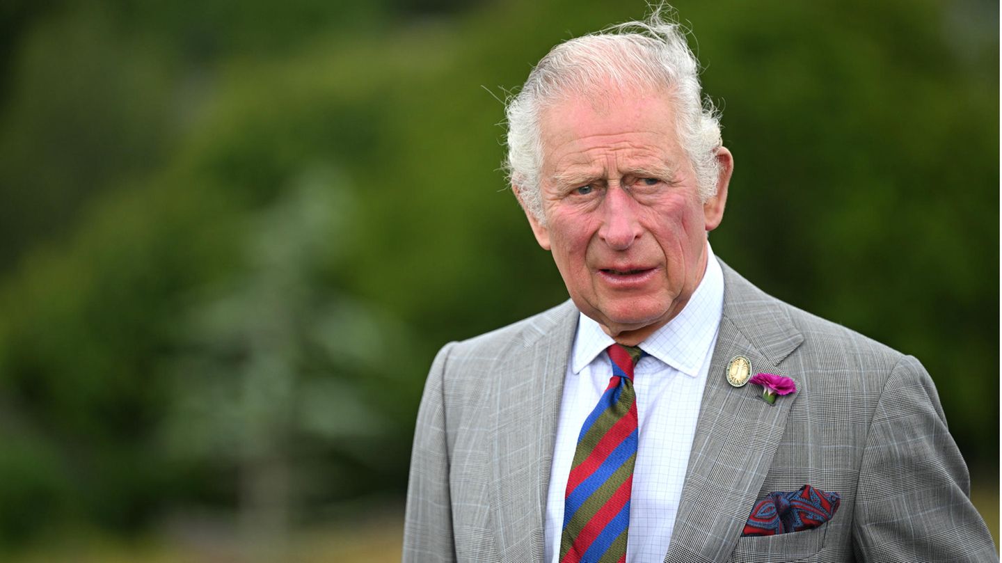 Prinz Charles gerät einmal mehr in die Schlagzeilen, weil er Geld aus einer dubiosen Quelle angenommen hat