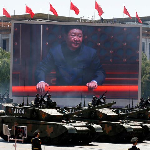 Taiwan-Konflikt: Chinas Machthaber Xi Jinping und eine Militärparade in Peking