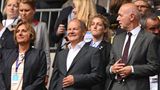 Olaf Scholz in Wembley