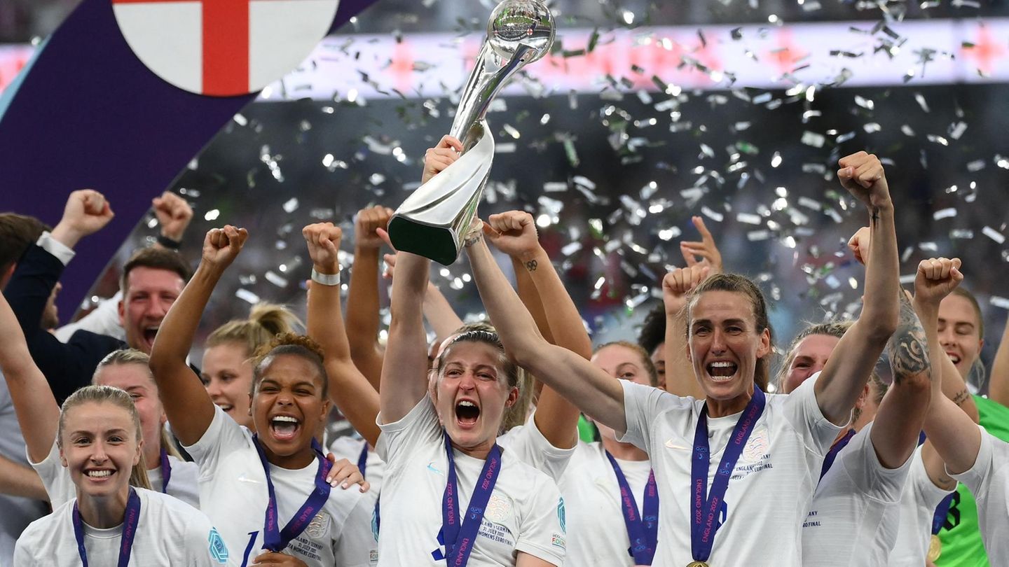 Frauen-Fußball-EM England siegt im Finale von Wembley