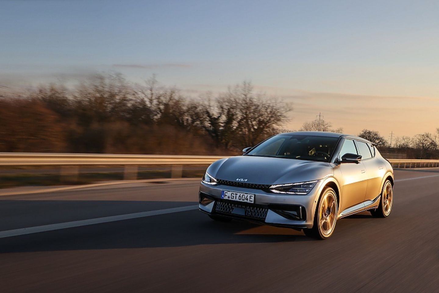 Kia_EV6_GT-6.jpg