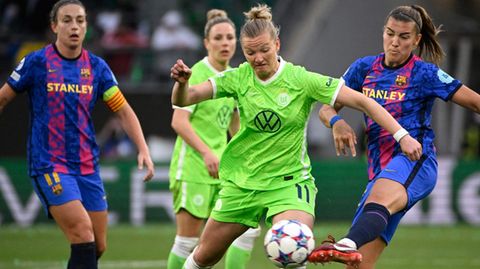 Alexandra Popp im Wolfsburg-Trikot gegen FC Barcelona