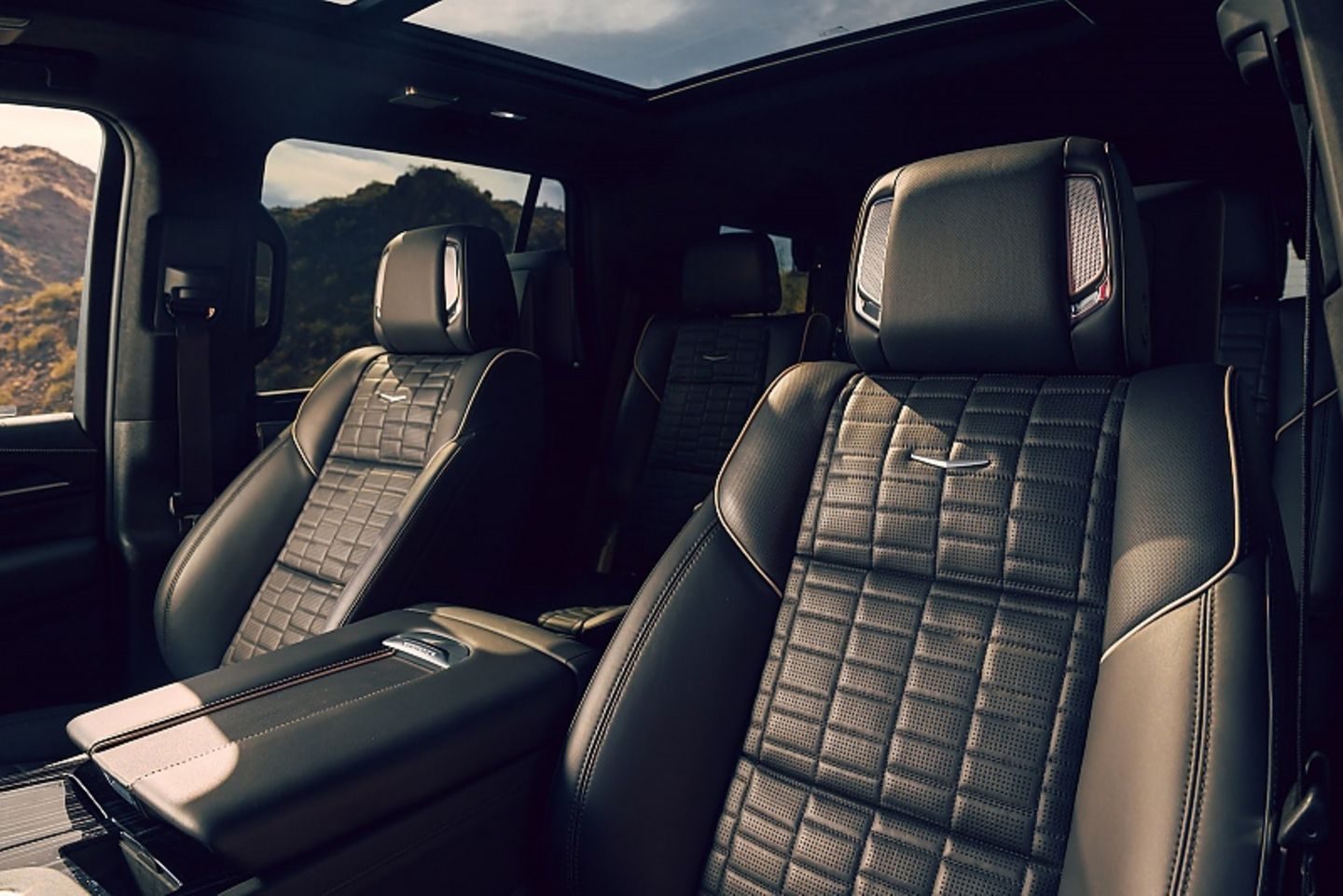 Cadillac Escalade V ESV