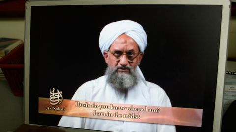 Aiman al Sawahiri bei einer Videobotschaft aus dem Jahr 2006