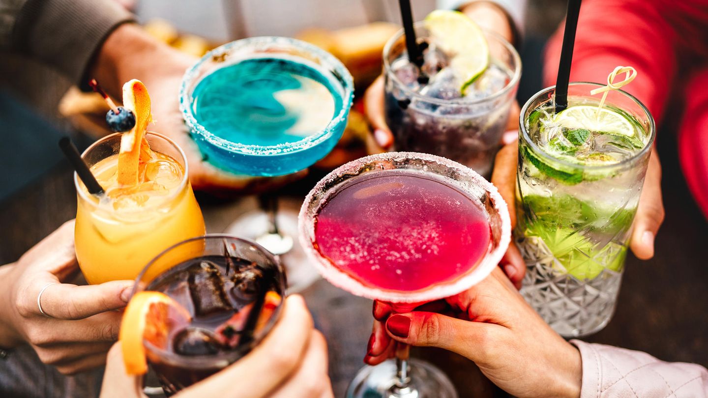 Zuckerhaltige Cocktails sind auch nicht gut für die Zahngesundheit. 