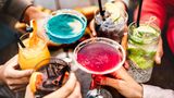 Zuckerhaltige Cocktails sind auch nicht gut für die Zahngesundheit. 