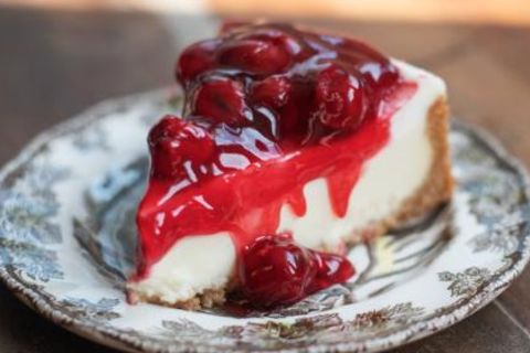 Gesund naschen: Kirsch-Käsekuchen ganz ohne Zucker