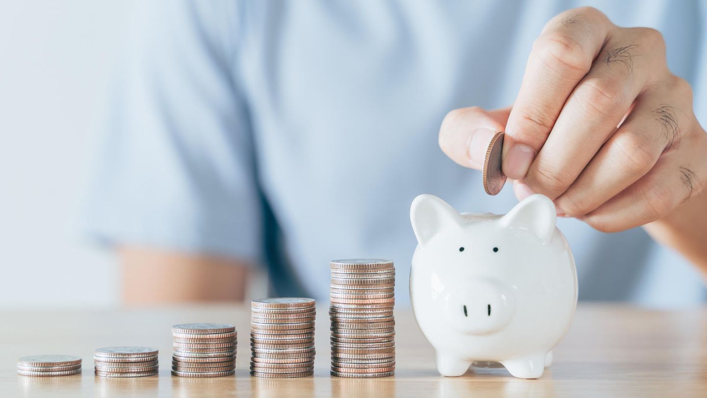 Lukrativer als Sparschwein-Sparen ist Festgeld allemal